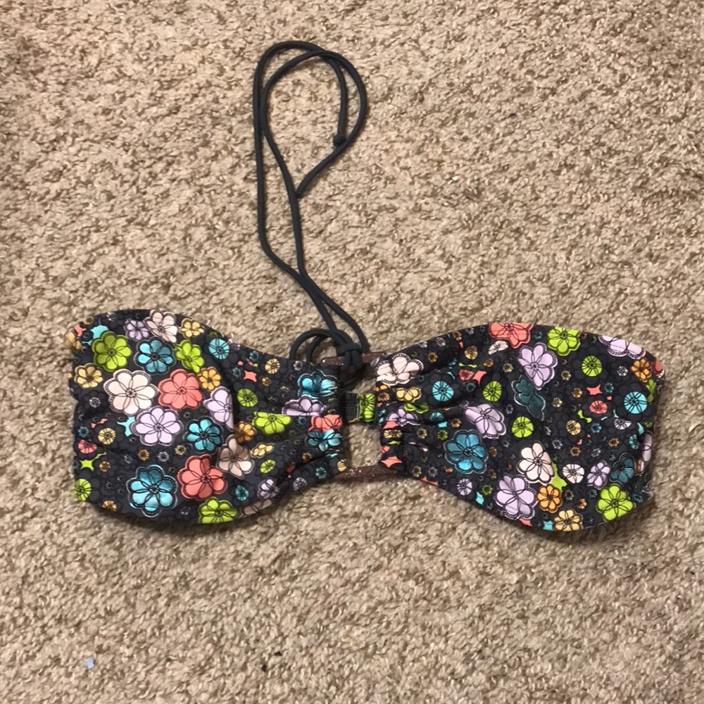 Bikini top